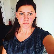 Julia Skönstrand (@sknstrand)