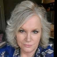 Kim Pucci's Instagram, Twitter & Facebook