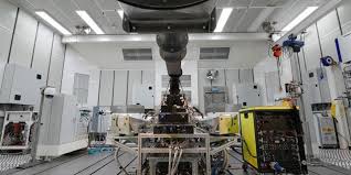 Plongee Au Coeur De L Usine Ultra Secrete Des Moteurs F1 De Renault