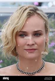 Aus dem nichts hi-res stock photography and images