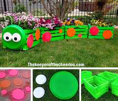 Caterpillar Crate Planter Diy Gartenprojekte Selbermachen Und Spielplatz Kinder
