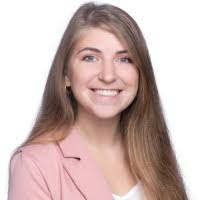 Grace Currie's Instagram, Twitter & Facebook