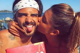 Epingle Sur Celebrites