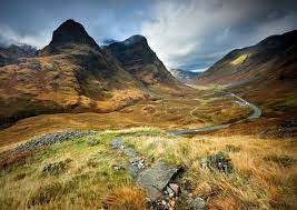 This article lists the oldest extant freestanding buildings in scotland.in order to qualify for the list a structure must: Valley Glencoe Schottland Island Landschaft Highlands Schottland
