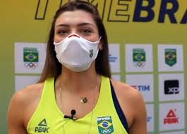Ela subiu ao pódio com 67,45m, novo recorde brasileiro da prova. Rosamaria Cita Impacto Por Entrar Na Vila Olimpica E Destaca Motivacao Da Equipe Do Volei Feminino Videos Gazeta Esportiva Com