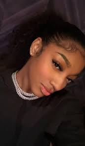 Angel Reese Fan added a new photo.