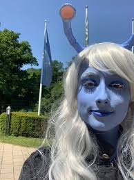 Greetings from Andoria! Think we could join the EU? At least, we already  have the right color. This one was fun, because the way to the Covention  was quite far… and straight