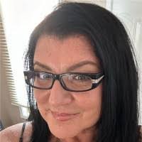 Lina Scott's Instagram, Twitter & Facebook