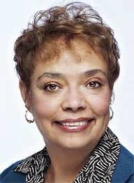 Technology access for students among issues presented to Ohio Senate  Democrats in Eastmoor visit