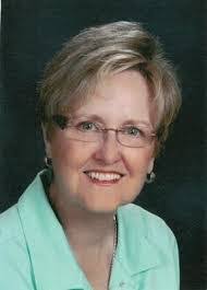 Lynda Hanson's Instagram, Twitter & Facebook