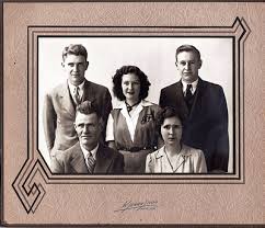 Boat(w)right Family History in America