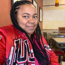 Wanda Lightner's Instagram, Twitter & Facebook