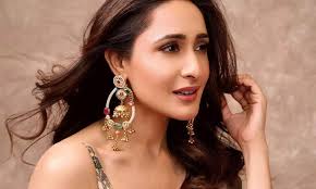 Young Hero Picks Another Different Character For His Next!