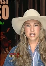 Andrea Halvorsen's Instagram, Twitter & Facebook