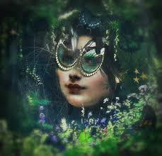 How does one say Butterfly in cree or spell it?