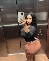 The Curv Official on X: Follow the Gorgeous ❣️ @llindaa23 ❣️  t.coITppvP4Brd 👉FREE t.coA56U9hXWuu ⁣curvygirlteam  curves curvy curvyfashion t.coVydDkqUVFe  X