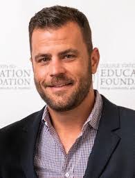 Zach Heater's Instagram, Twitter & Facebook