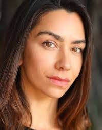 Sheena Laughlin's Instagram, Twitter & Facebook