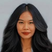 Tamara Warwick's Instagram, Twitter & Facebook