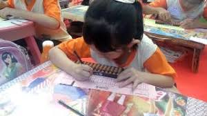 Untuk membuat nilai 4 pada sempoa gunakan ibu jari anda untuk menaikkan empat buah biji di bawah tiang pembatas kearah atas. Cuma 4 Menit Siswa Tk Dan Sd Rampungkan 50 Soal Aritmatika Tribun Medan