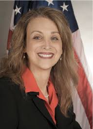 Amanda Simpson's Instagram, Twitter & Facebook