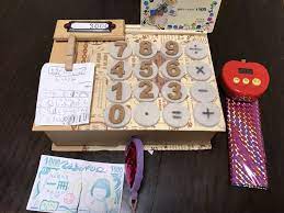 100均の材料だけでできる 簡単手作りおもちゃ レジ となりの読書会 手作りおもちゃ おもちゃ レジ 手作り 簡単