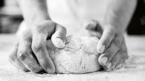 Gutes Brot Ist Seine Leidenschaft Mit Seinen Rezepten Ist Lutz Geissler Regelmassig Bei Mdr Um 4 Zu Ga In 2020 Sauerteig Brot Backen Sauerteig Brot Selber Backen Rezept