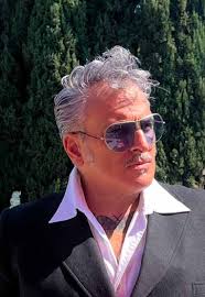 Painting by Ari Roussimoff