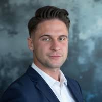 100+ perfiles de «Greschner»