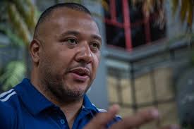 Manuel Sutherland: La relatora de la ONU se encuentra con un país  renqueante y arruinado