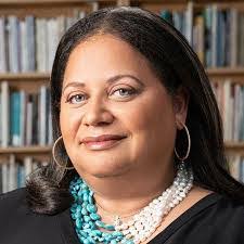 Jennifer Amadeo's Instagram, Twitter & Facebook