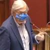 Un vittorio sgarbi in gran forma con scanzi e lucarelli. 1