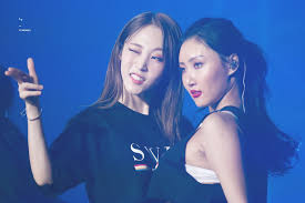 Founded by rbw entertainment, the powerhouse . Moonbyul X Hwasa Mamamoo 4 Seasons Concert Mamamoo Moonbyul Wheein Mamamoo