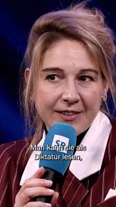 ROTE STERNE ÜBERM FELD beim SR-Festivalfunk!💙, ROTE STERNE ÜBERM FELD von  Laura Laabs lief beim 46. Filmfestival Max Ophüls Preis im Wettbewerb  Spielfilm und hat den Max Ophüls Preis: Preis der ...