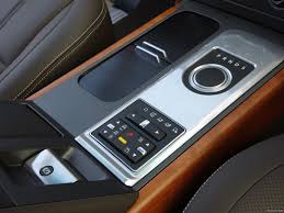 Few would dare to suggest the new range rover autobiography edition isn't a luxurious vehicle, but those seeking further amenities may prefer the new 2011 range. 2012 Range Rover Autobiography Interior Caricos