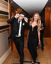May 29, 2021 · miles teller's wife, keleigh sperry teller, is speaking out after her husband was attacked during the couple's hawaii vacation this week. Joaquin Niemann Shirtless Girlfriend Titles Sponsors