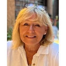 Carole Spink's Instagram, Twitter & Facebook