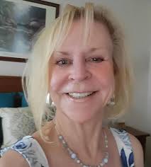 Name of burger restaurant inside Aurora Mall in 70s and 80s?