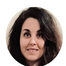 Elsa Aparicio's Instagram, Twitter & Facebook