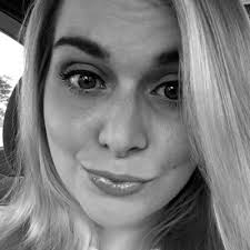 Emily Whiteside (@EmilyLWhiteside)