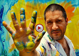 César Correa artista plástico que se proyecta