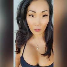 Marianne Duffy's Instagram, Twitter & Facebook