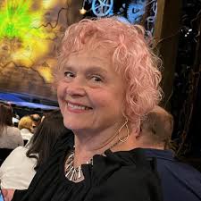 Anyone know where I can donate women's clothing ? A lot of it