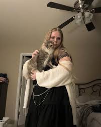 Emma Rambo (@emma_kattt) • Instagram photos and videos