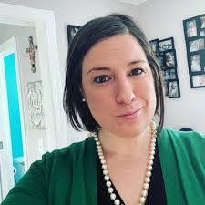 Kara Swartz's Instagram, Twitter & Facebook