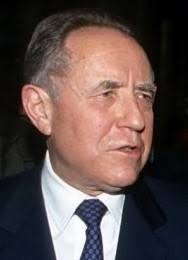 Il 13 maggio il senato concede l'autorizzazione a procedere nei confronti di e' morto questa mattina a roma carlo azeglio ciampi. Carlo Azeglio Ciampi Wikipedia