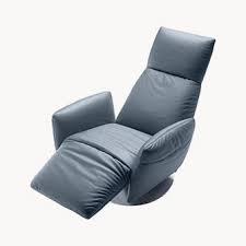 由poltrona frau style design centre 设计的扶手椅pillow poltrona frau poltrona frau armchair design armchair