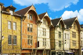 Employ strategic skills and battlecraft to earn fame and add gold to your clan treasury. About France Troyes And Its Region Universite De Technologie De Troyes