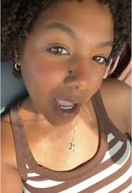 Maybe you’re too LITTLE 🙄⭐️@Dove Cameron #lyrics #dovecameron #toomuch  #playlist #favorite