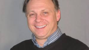 Jean-Henry Morin: «Entre la confiance aveugle et la paranoïa, je propose  une logique de confiance éclairée»